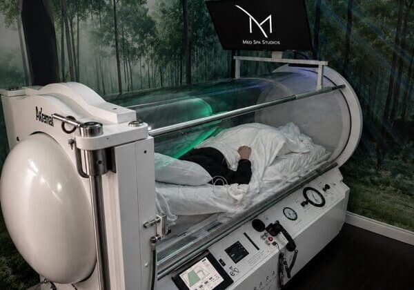 Medical-grade hyperbaric oxygen chamber at Genesis Med